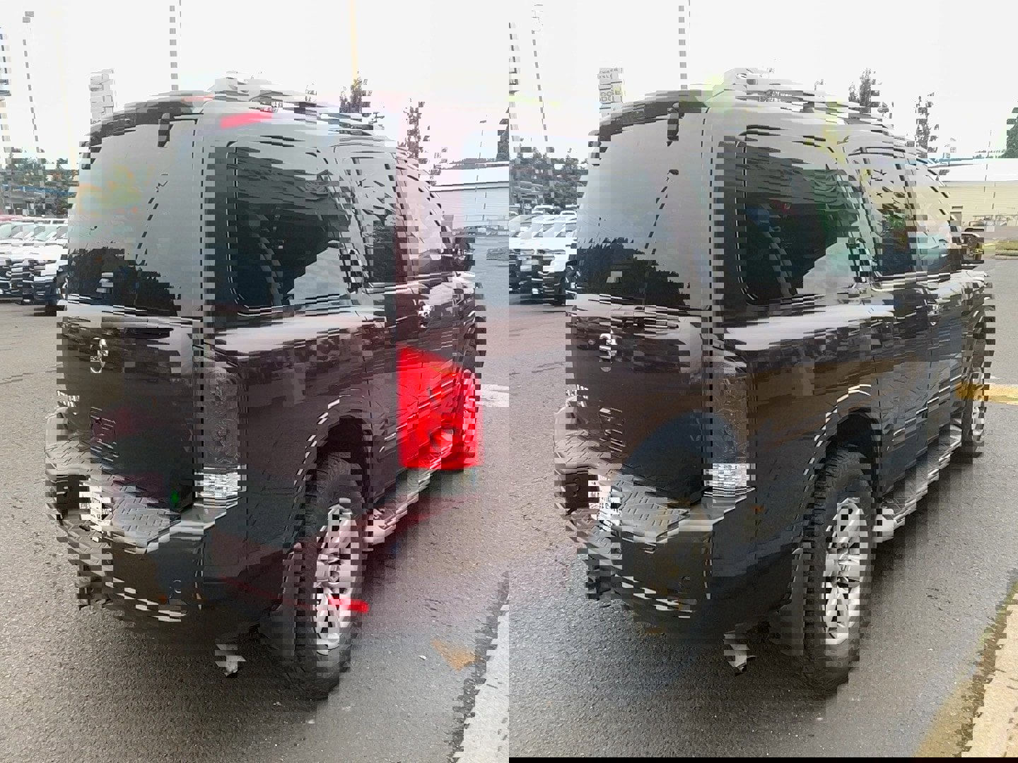 Used 2013 Nissan Armada SV image 12