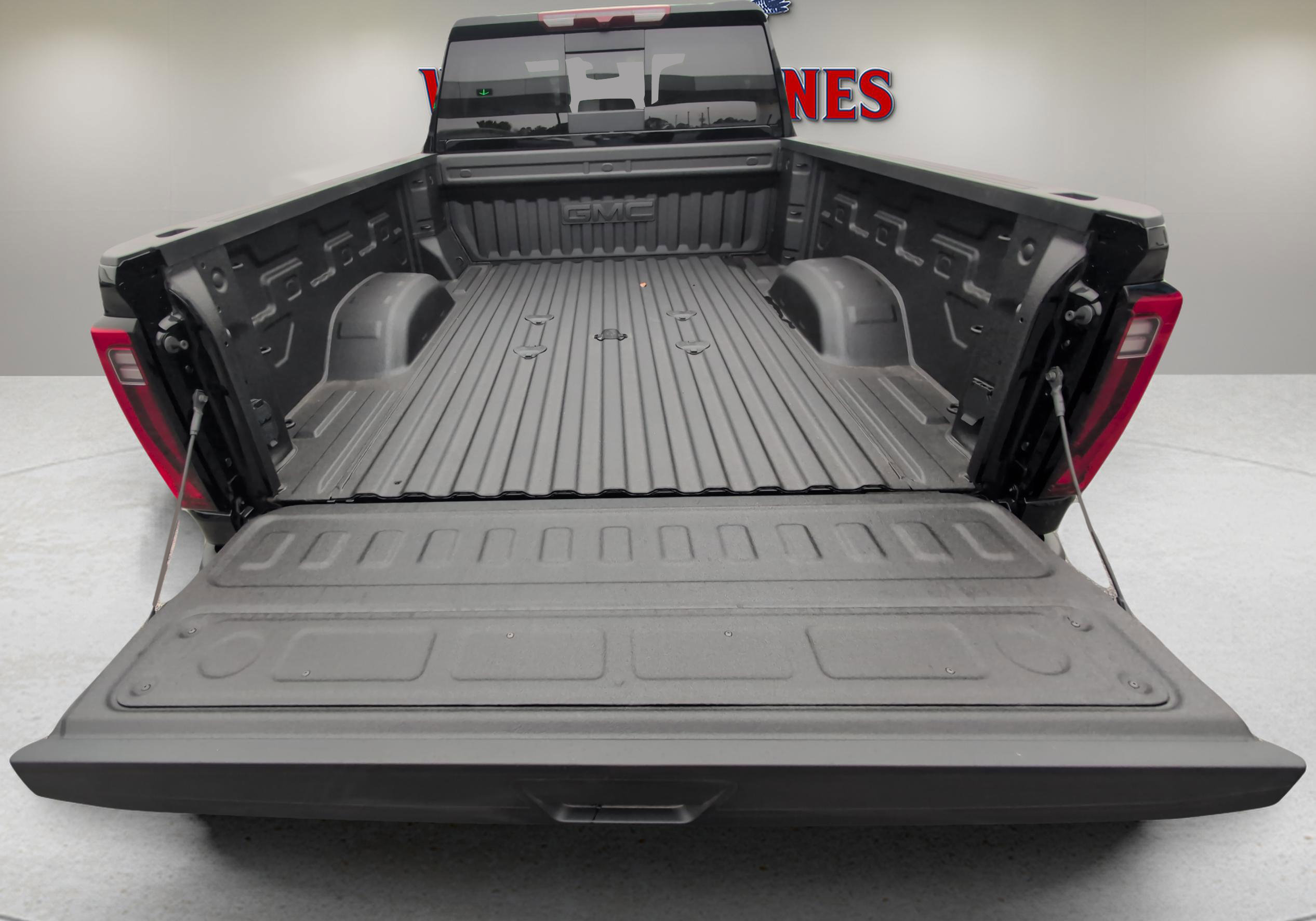 New 2026 GMC Sierra 2500 SLT w/ SLT Premium Package image 15