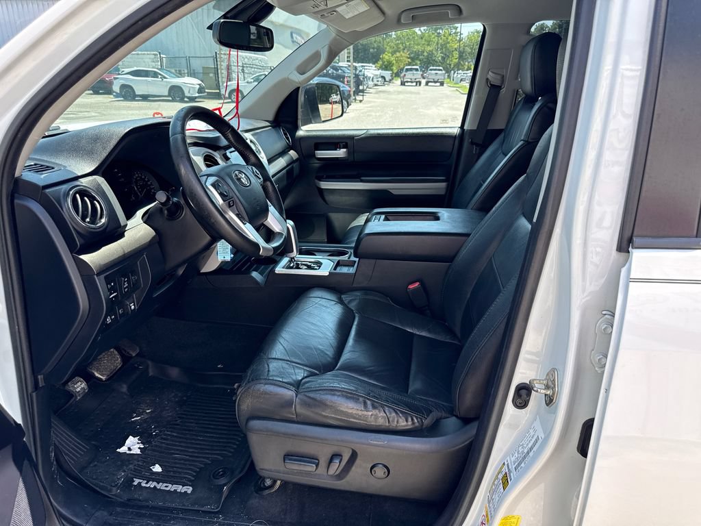 Used 2020 Toyota Tundra SR5 w/ SR5 Leather Package RWD image 9
