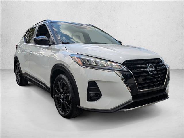 Certified 2023 Nissan Kicks SR w/ SR Premium Package image 3