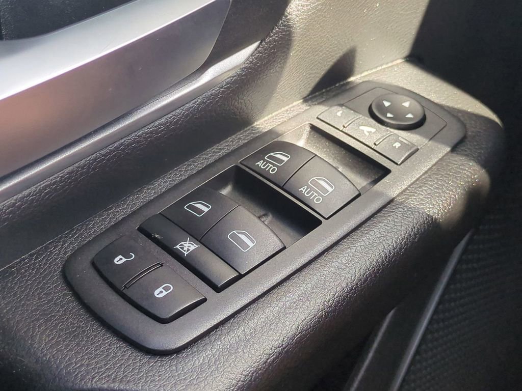 Used 2022 RAM 1500 Big Horn image 30