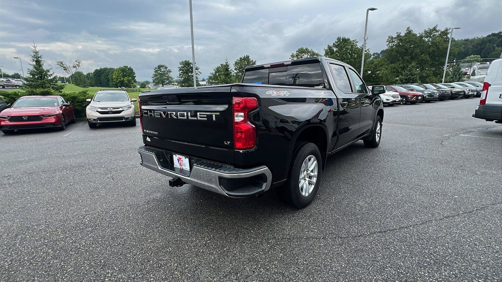 Used 2020 Chevrolet Silverado 1500 LT w/ All-Star Edition AWD/4WD image 4