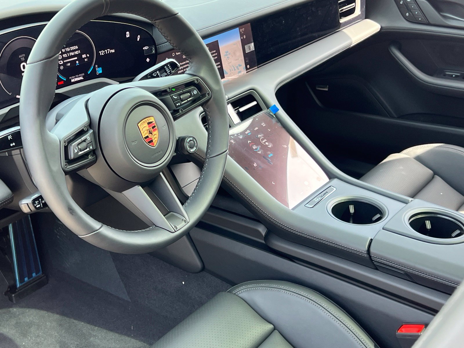 New 2026 Porsche Taycan GTS AWD/4WD image 4