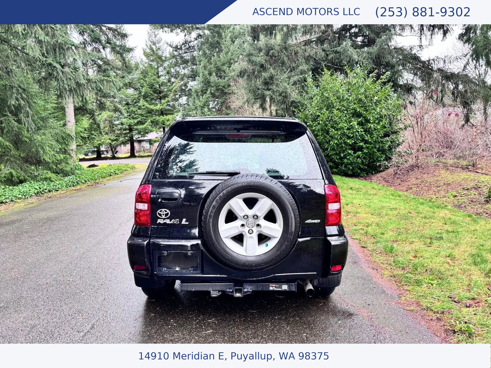 Used 2004 Toyota RAV4 Sport Utility 4D image 4