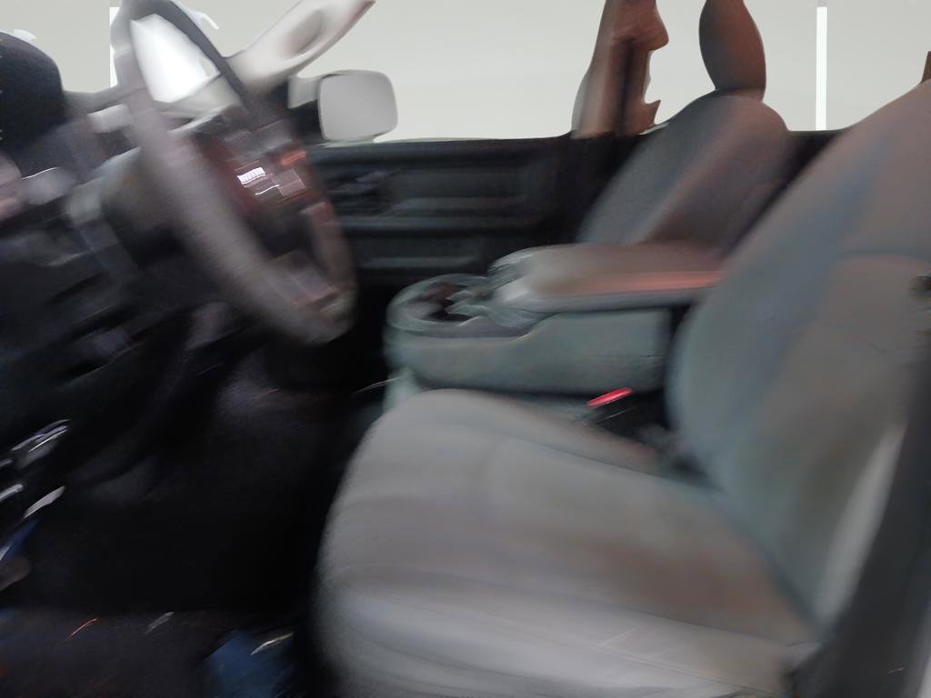 Used 2016 RAM 2500 Tradesman w/ Chrome Appearance Group image 17