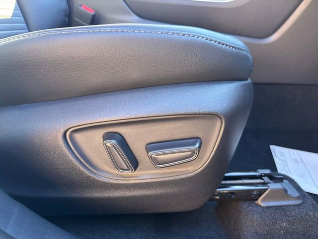 New 2026 Toyota Highlander XSE image 16