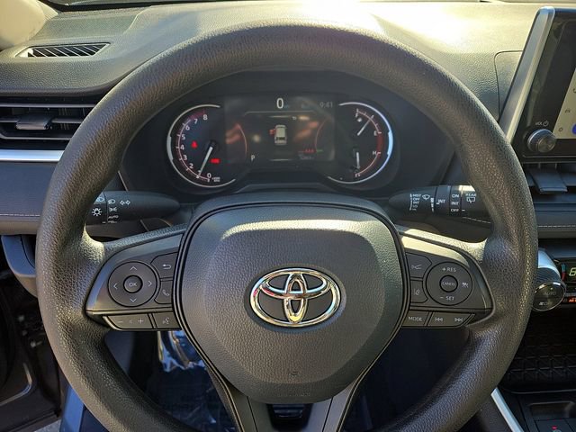 Used 2024 Toyota RAV4 XLE image 18