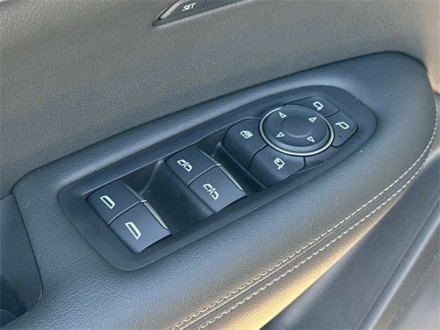 Used 2025 Cadillac XT6 Luxury image 14