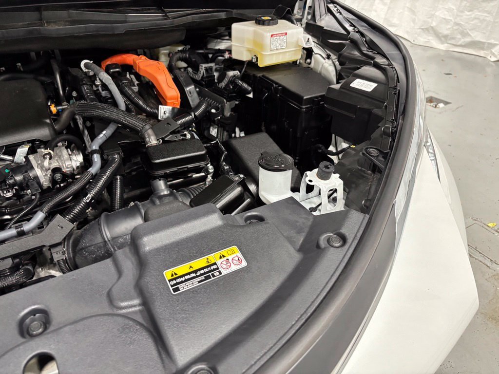 Used 2025 Toyota Sienna XLE AWD/4WD image 70
