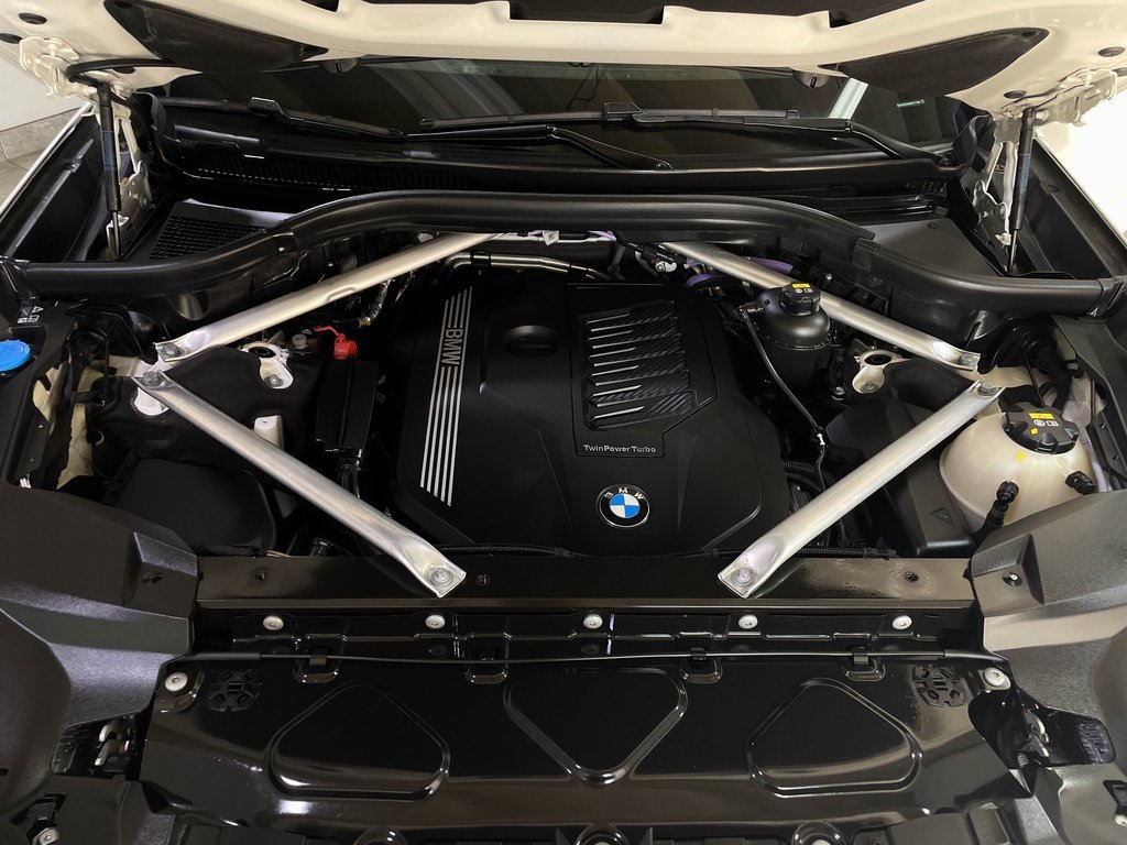 Used 2021 BMW X7 xDrive40i w/ Premium Package image 48