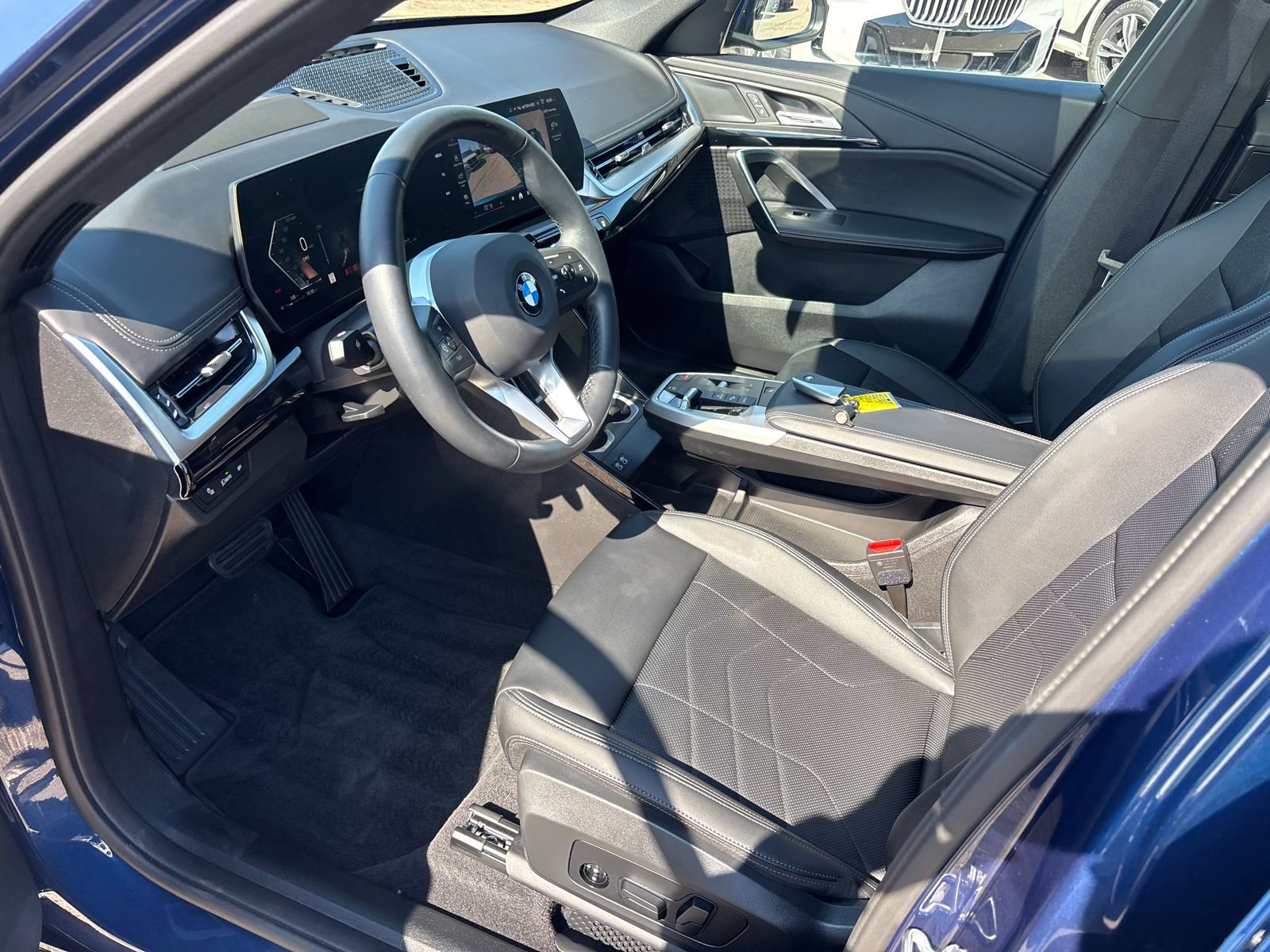 Used 2025 BMW X1 xDrive28i AWD/4WD image 23