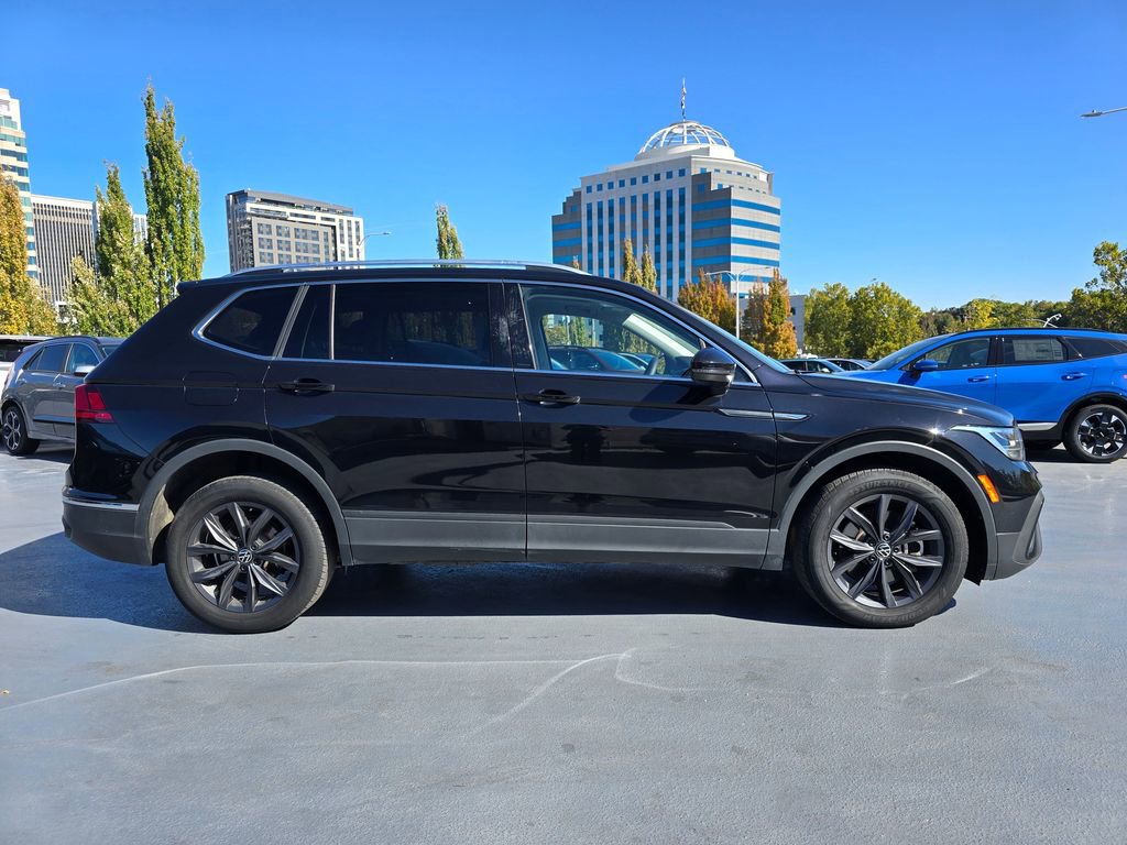 Used 2022 Volkswagen Tiguan SE image 6