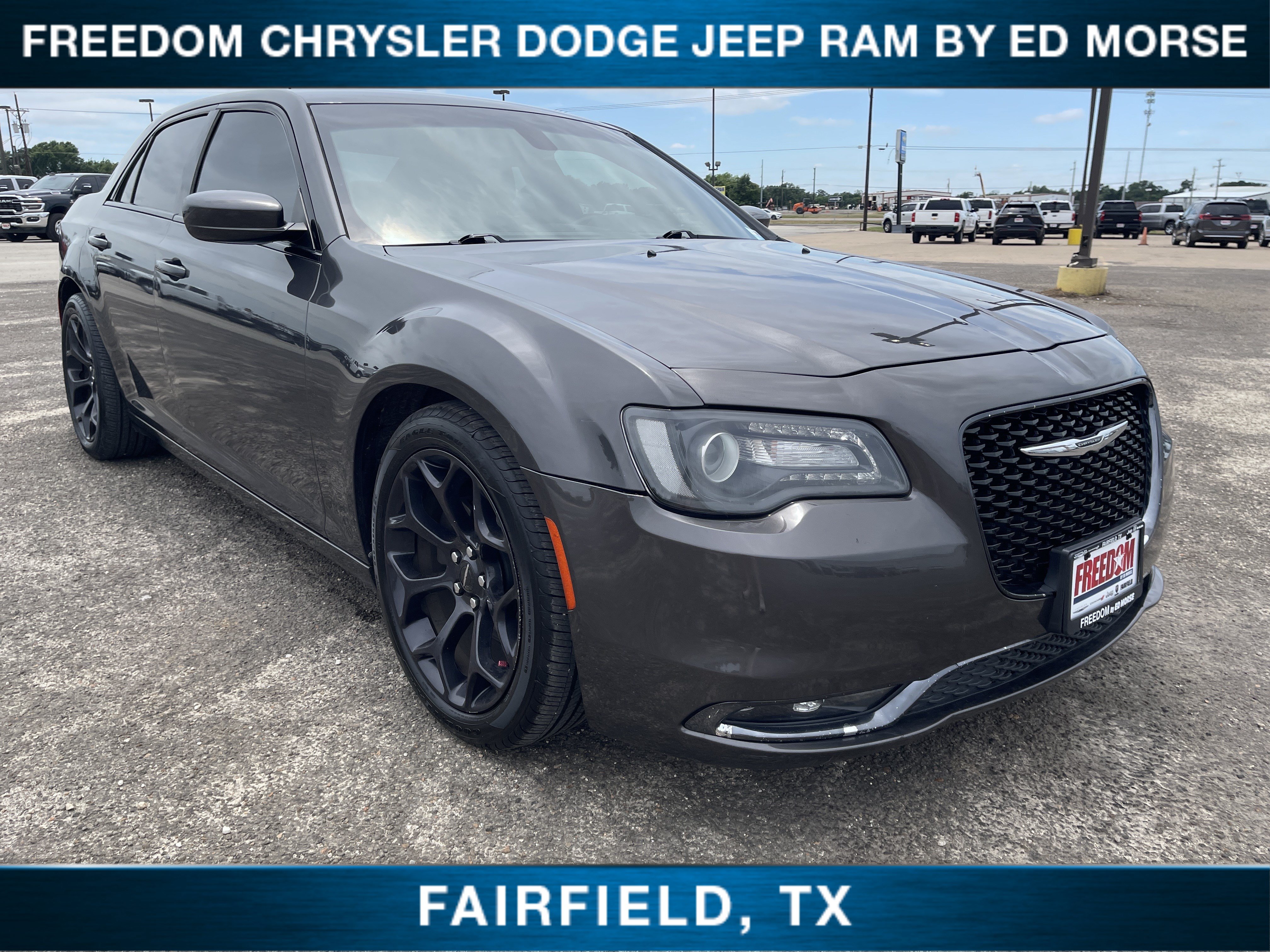 Used 2020 Chrysler 300 S RWD image 1