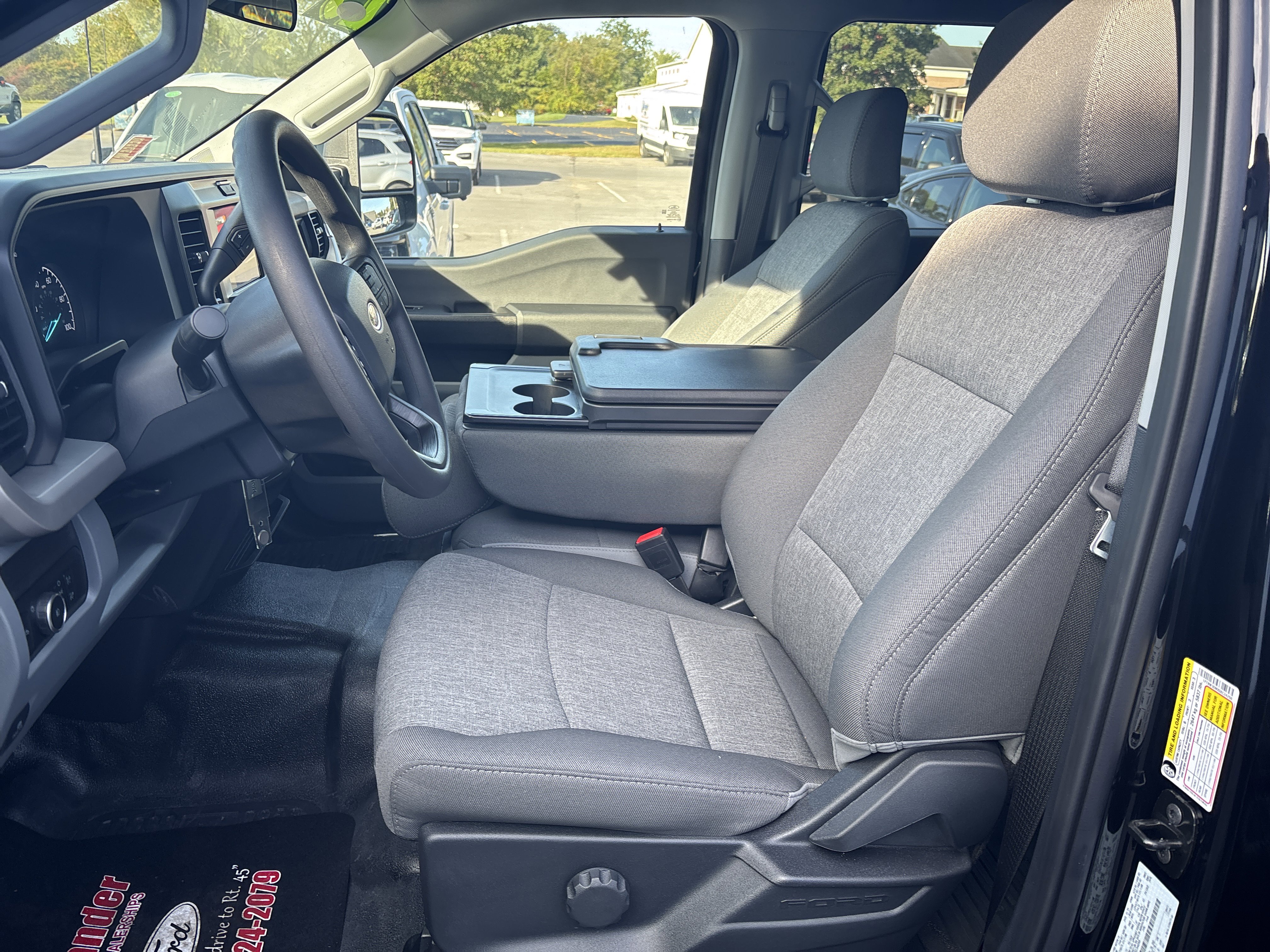 Used 2025 Ford F350 XL w/ XL Chrome Package image 12