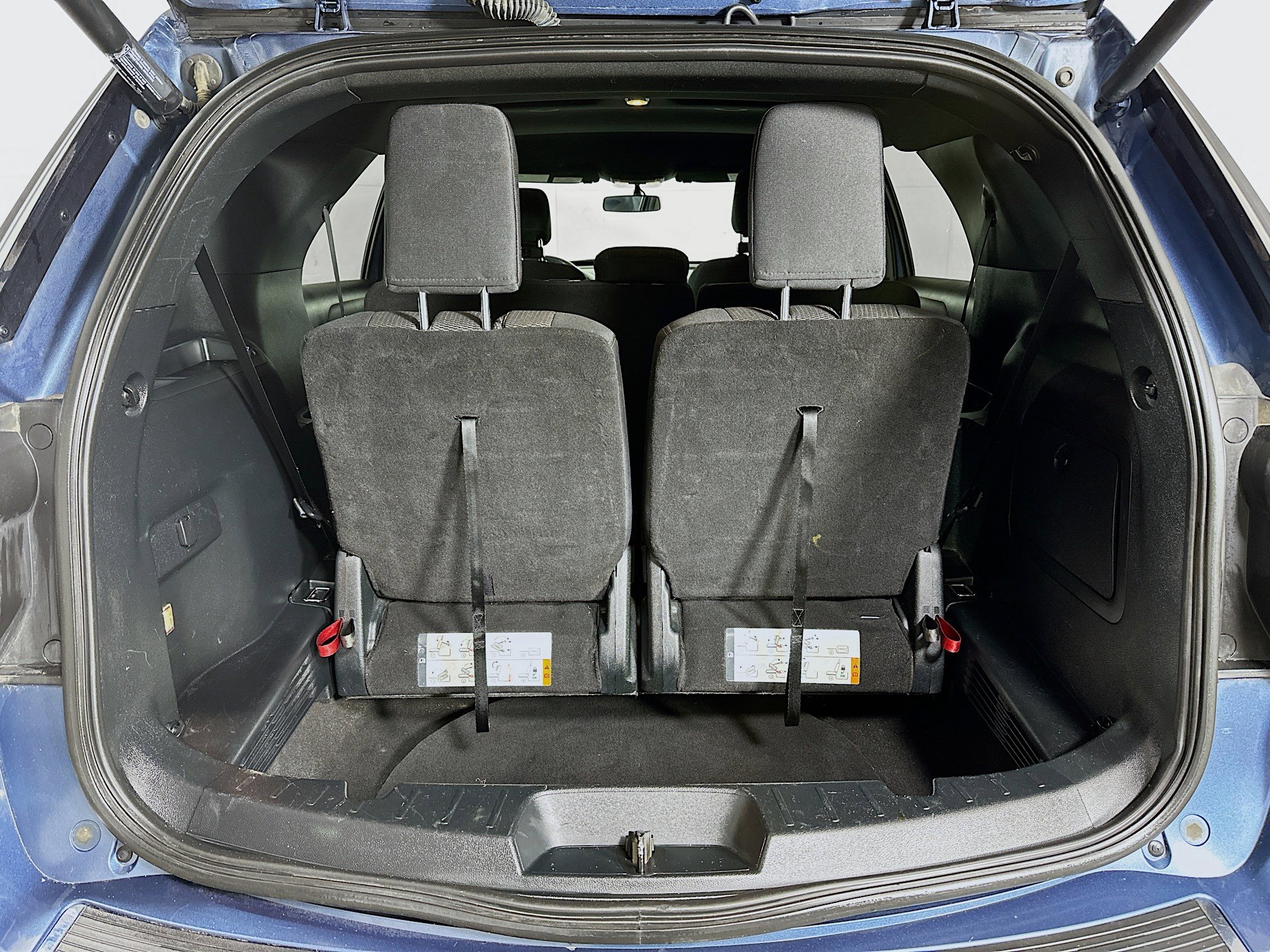 Used 2018 Ford Explorer XLT w/ Equipment Group 201A image 24