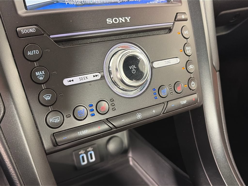 Used 2020 Ford Fusion Titanium FWD image 21
