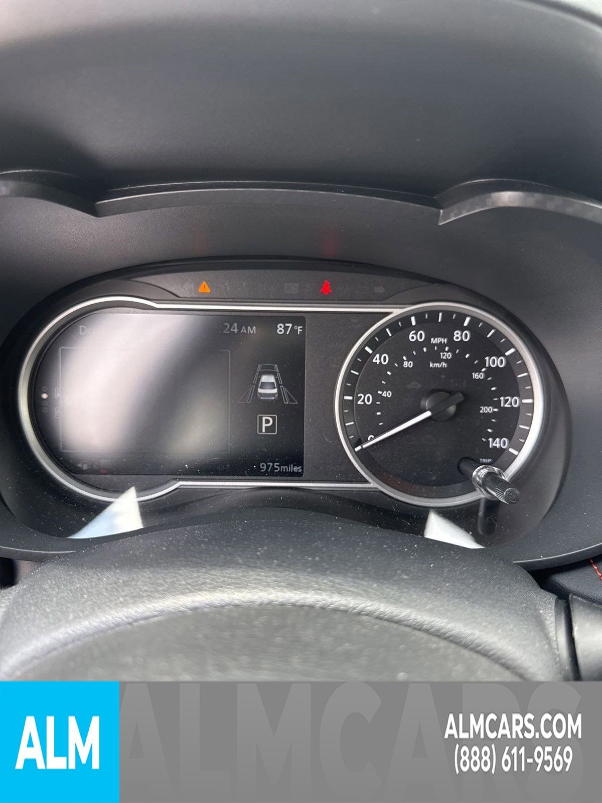 Used 2024 Nissan Versa SR w/ Trunk Package image 22