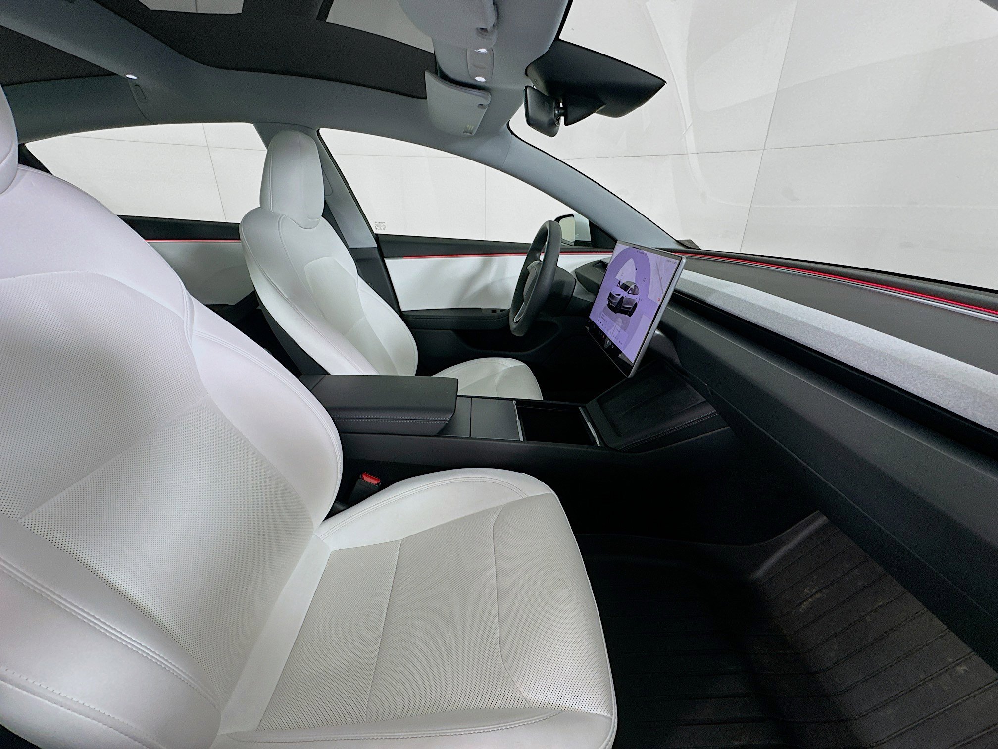 Used 2025 Tesla Model 3 Long Range image 32