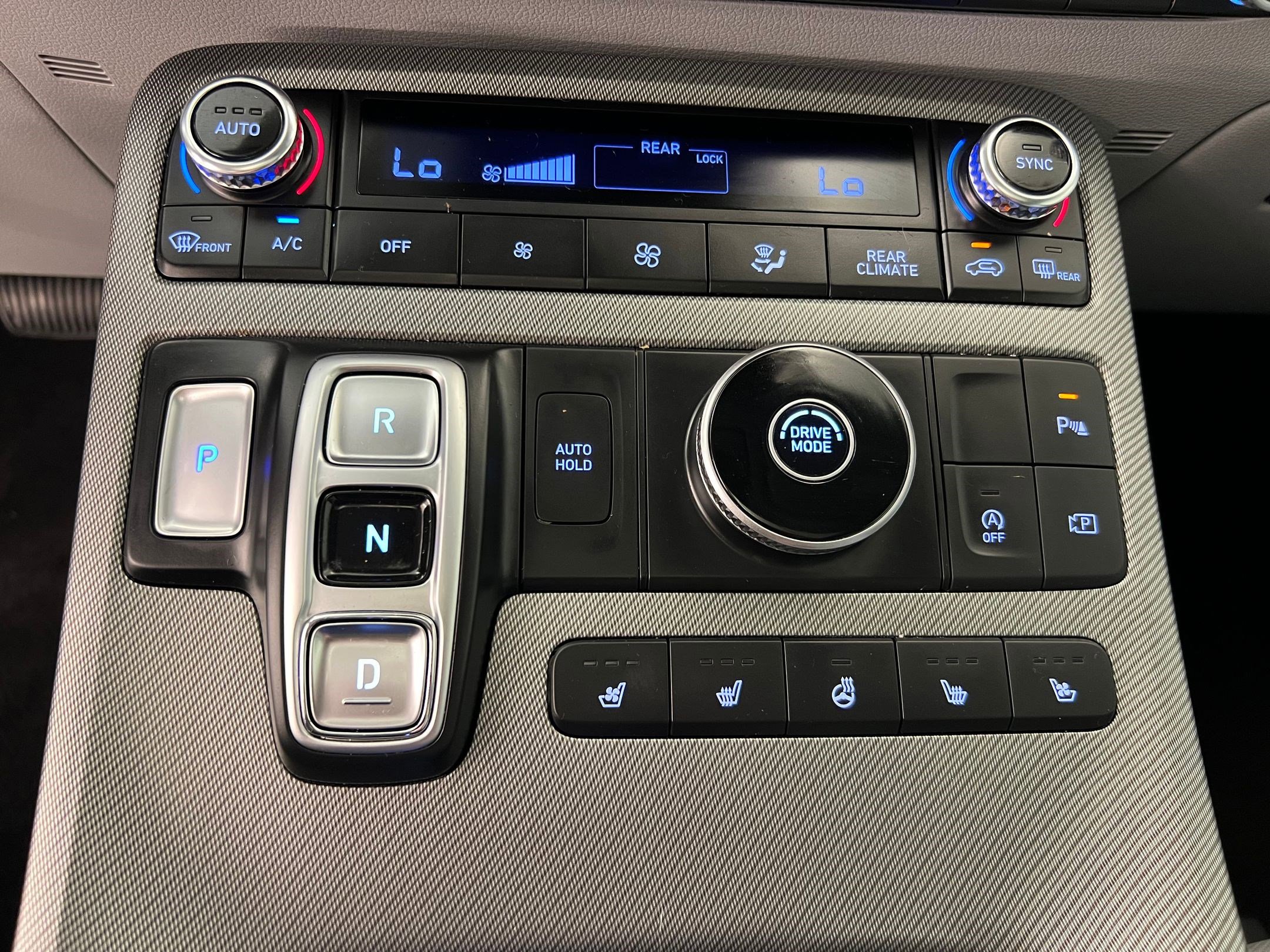 Used 2024 Hyundai Palisade SEL w/ Premium Package image 25