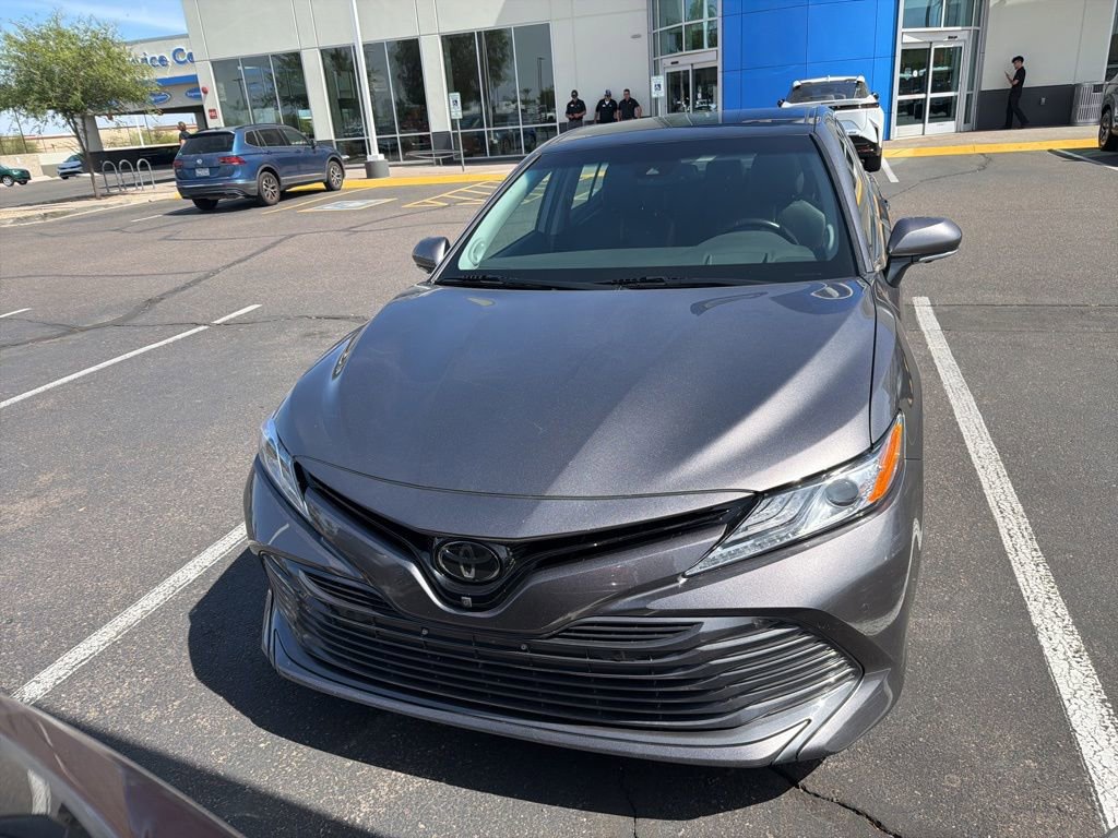 Used 2019 Toyota Camry XLE w/ Driver Assist Package FWD image 2