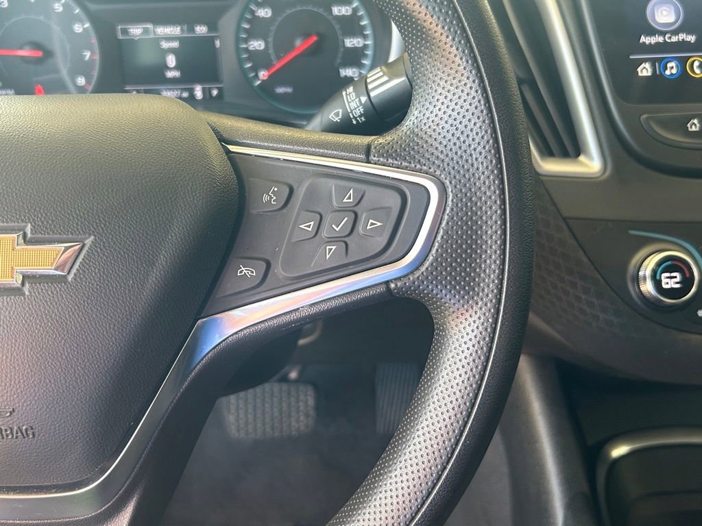 Used 2025 Chevrolet Malibu LT image 39