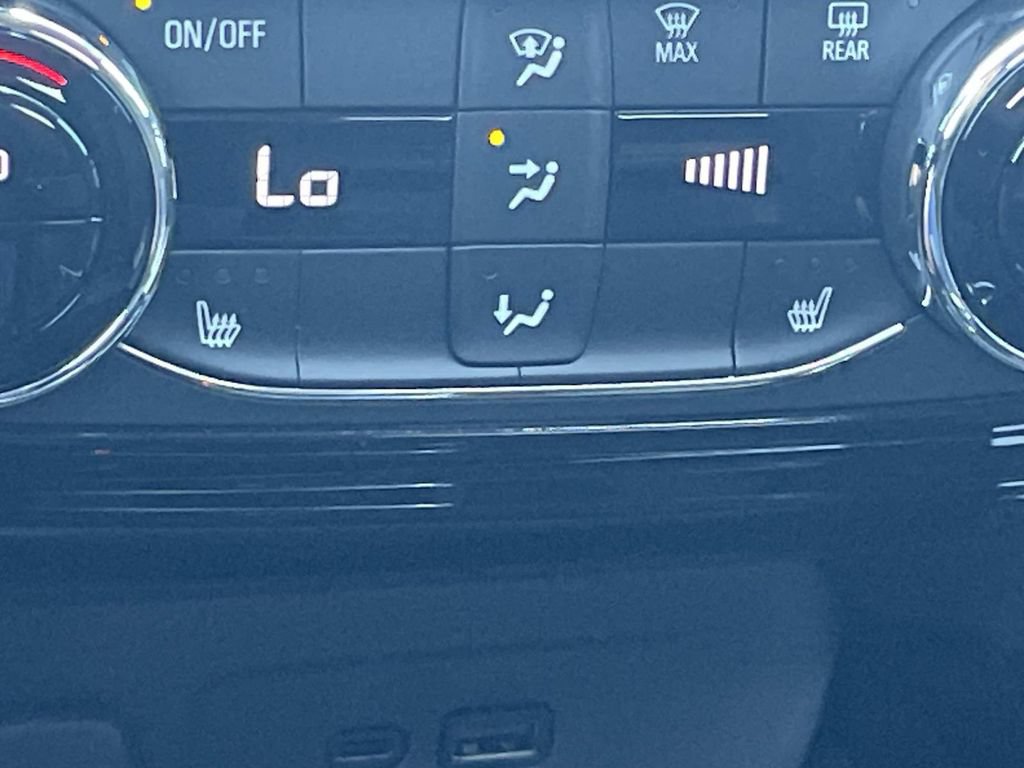 New 2026 Chevrolet Trax LT w/ Driver Confidence Package FWD image 19