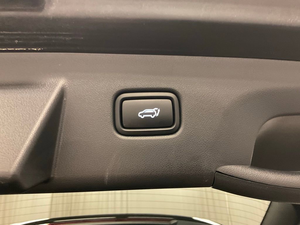 Used 2023 Hyundai Tucson SEL w/ Cargo Package image 24