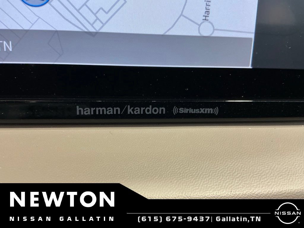 Used 2022 Hyundai Santa Fe SEL w/ Convenience + Premium Package FWD image 9