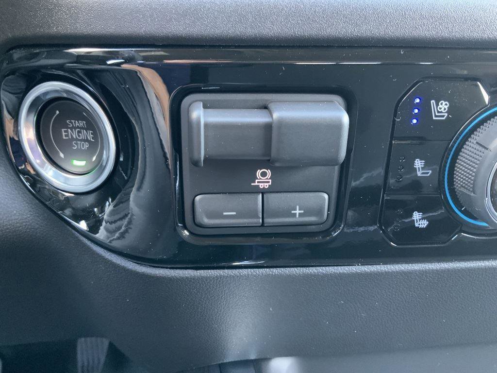 New 2026 Chevrolet Silverado 3500 LTZ w/ LTZ Premium Package image 38