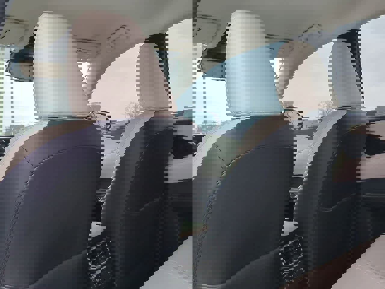 Used 2023 Lexus RX 350 FWD image 17