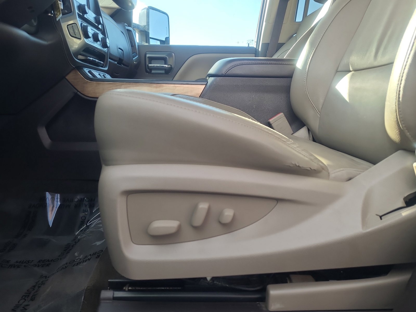 Used 2018 Chevrolet Silverado 1500 LTZ w/ Max Trailering Package image 14