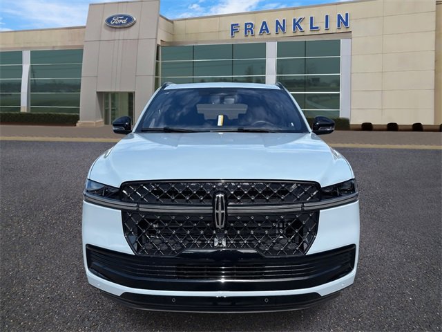 New 2025 Lincoln Navigator L Reserve w/ Jet Appearance Package image 2