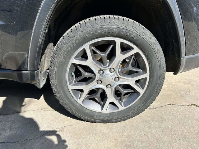 Used 2019 Jeep Grand Cherokee Limited w/ Trailer Tow Group IV AWD/4WD image 7