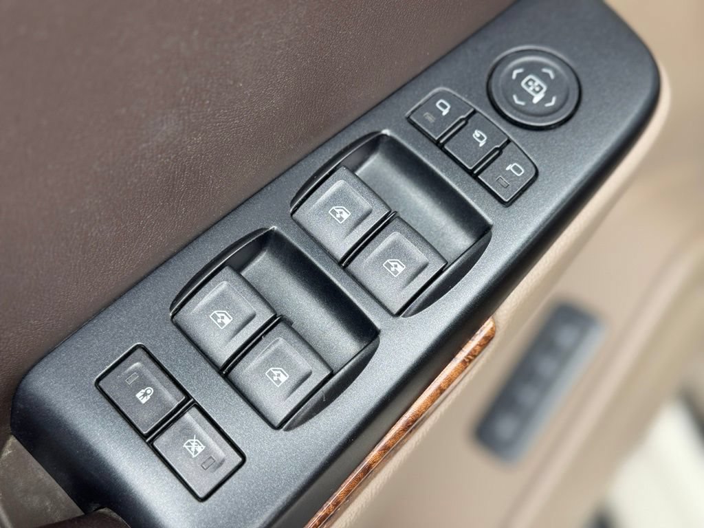 Used 2015 Chevrolet Tahoe LTZ AWD/4WD image 14