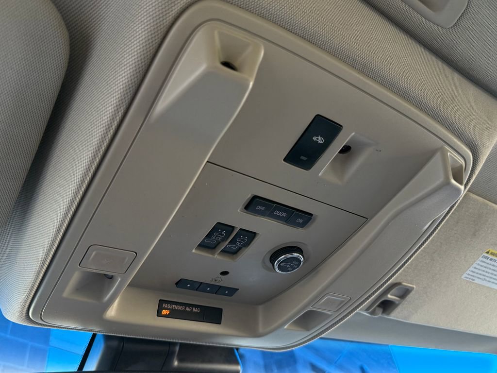 Used 2015 Cadillac Escalade ESV Premium image 41