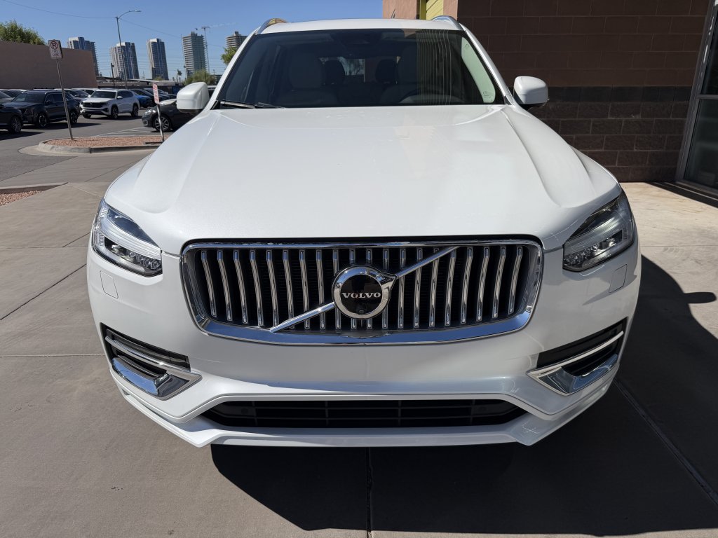 Used 2024 Volvo XC90 B6 Plus w/ Protection Package AWD/4WD image 10