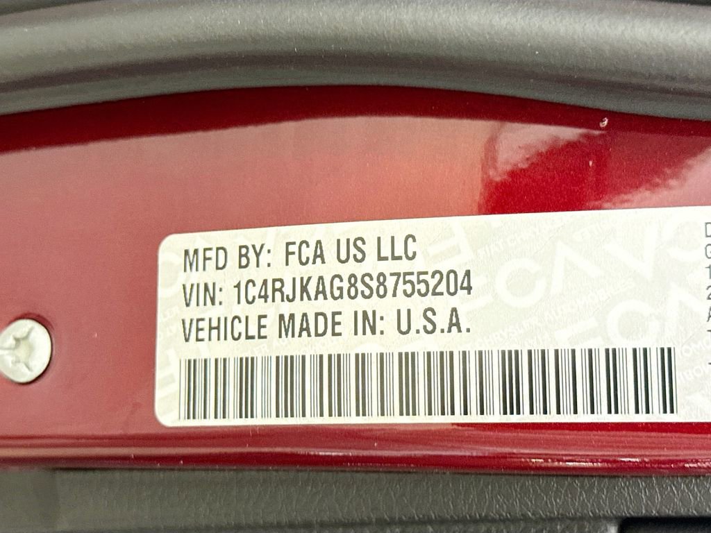 New 2025 Jeep Grand Cherokee L Laredo w/ Luxury Tech Group I image 24