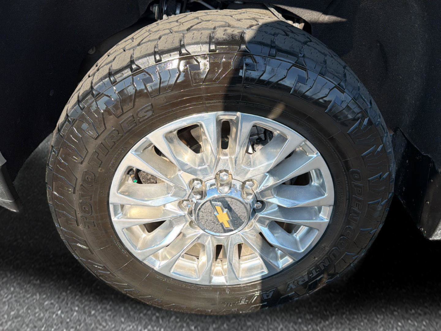 Certified 2022 Chevrolet Silverado 2500 High Country w/ LPO, Hitch Package AWD/4WD image 11