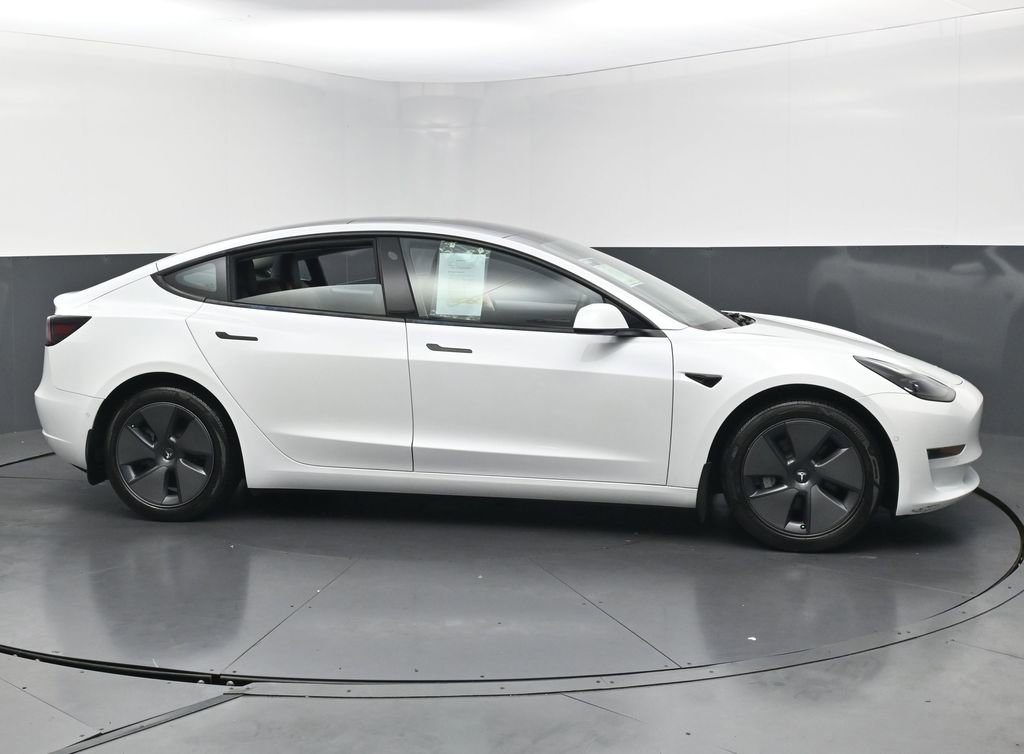 Used 2022 Tesla Model 3 Long Range AWD/4WD image 5