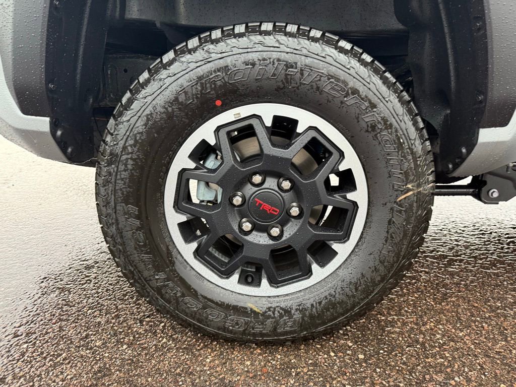 New 2025 Toyota Tacoma TRD Off-Road AWD/4WD image 28
