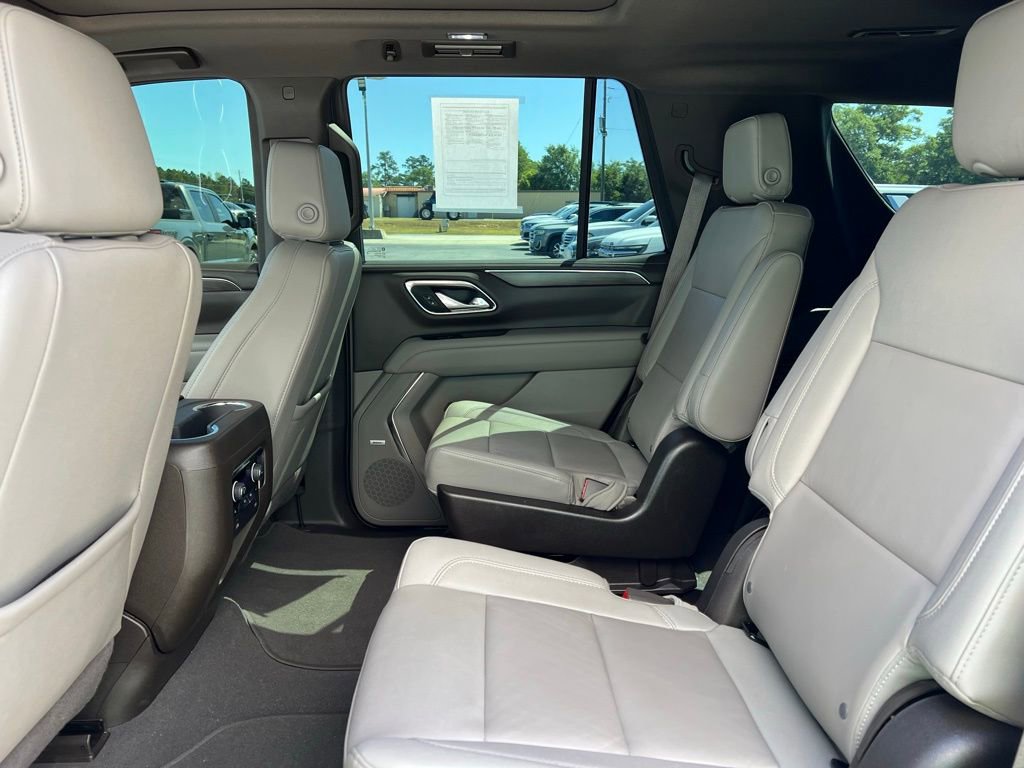 Used 2023 Chevrolet Tahoe Z71 w/ Luxury Package image 12