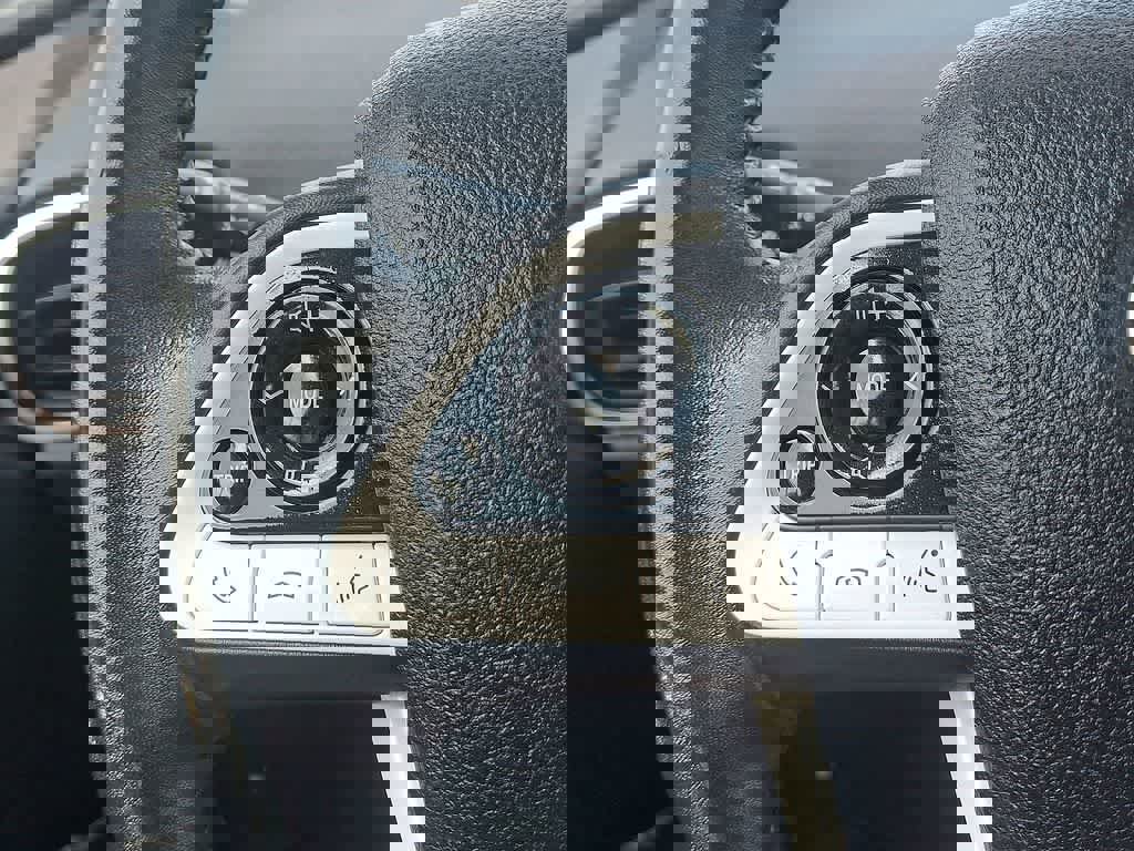 Used 2017 Toyota Prius Four FWD image 17