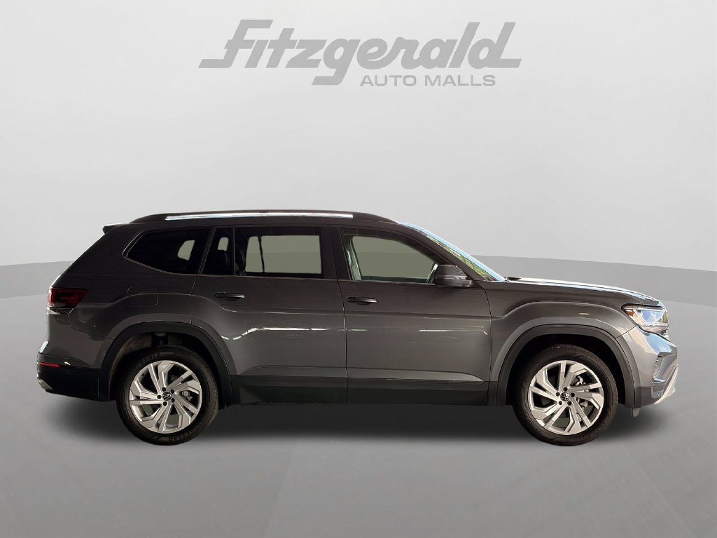Used 2023 Volkswagen Atlas SE w/ Panoramic Sunroof Package AWD/4WD image 5