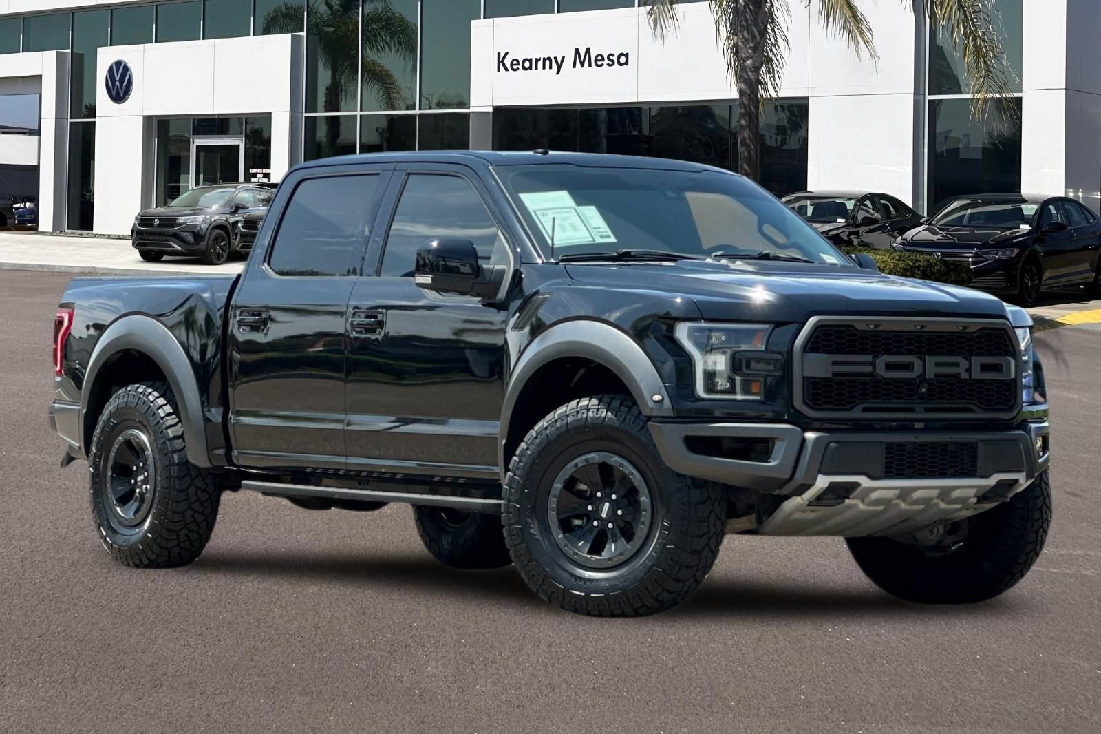 Used 2018 Ford F150 Raptor w/ Equipment Group 802A Luxury AWD/4WD image 2