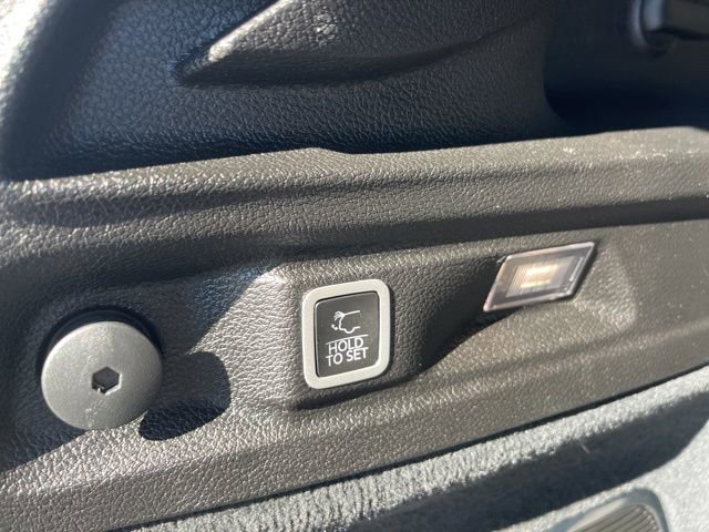 Used 2024 Jeep Grand Cherokee L Overland w/ Trailer Tow Package image 13