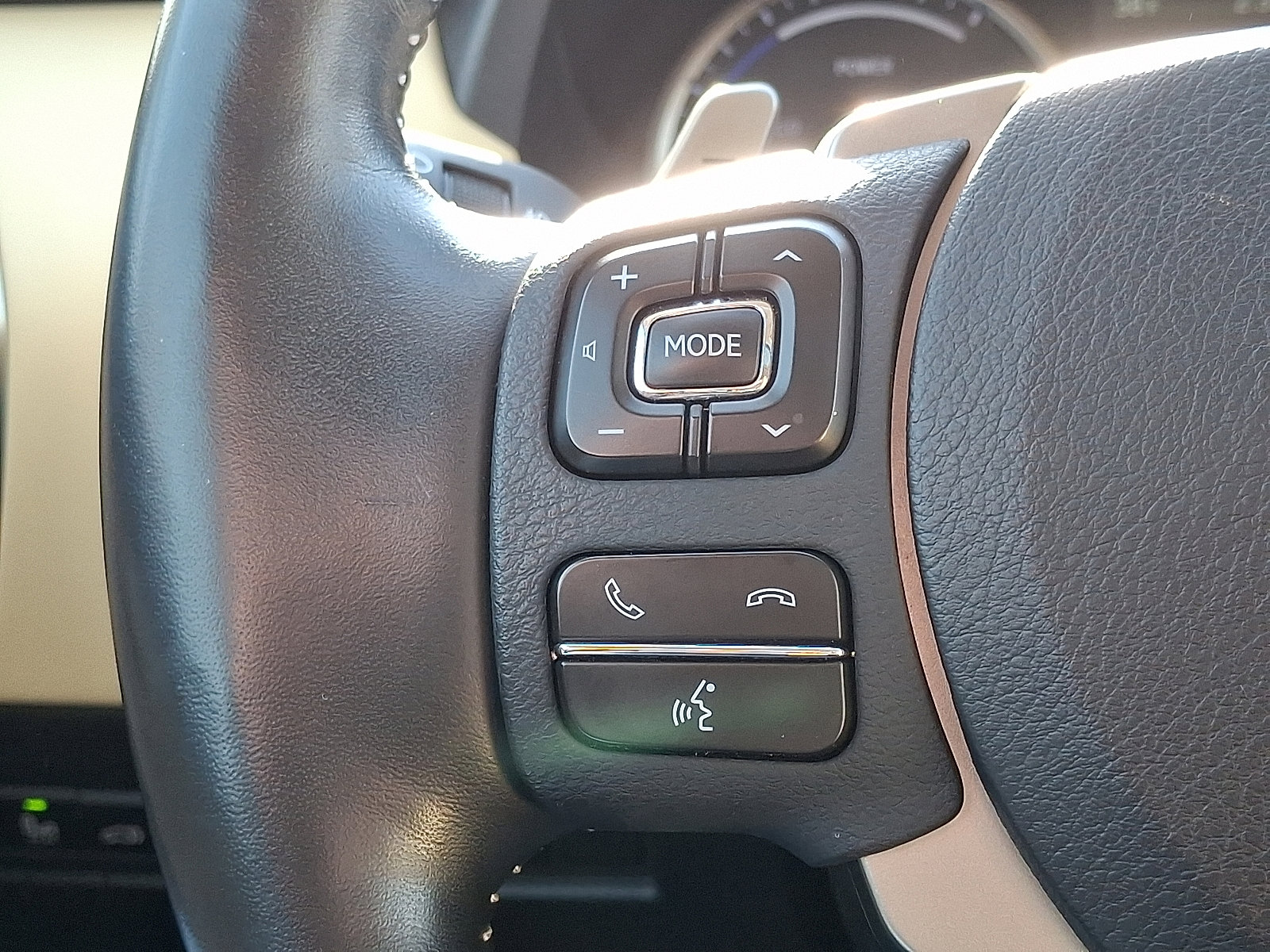 Used 2020 Lexus NX 300h AWD w/ Comfort Package image 21