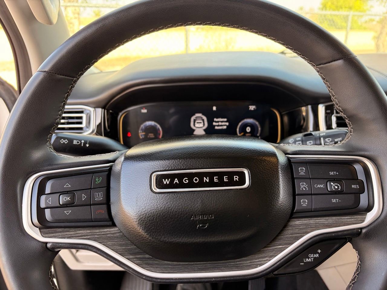 Used 2022 Jeep Wagoneer Series II w/ Convenience Group I RWD image 31