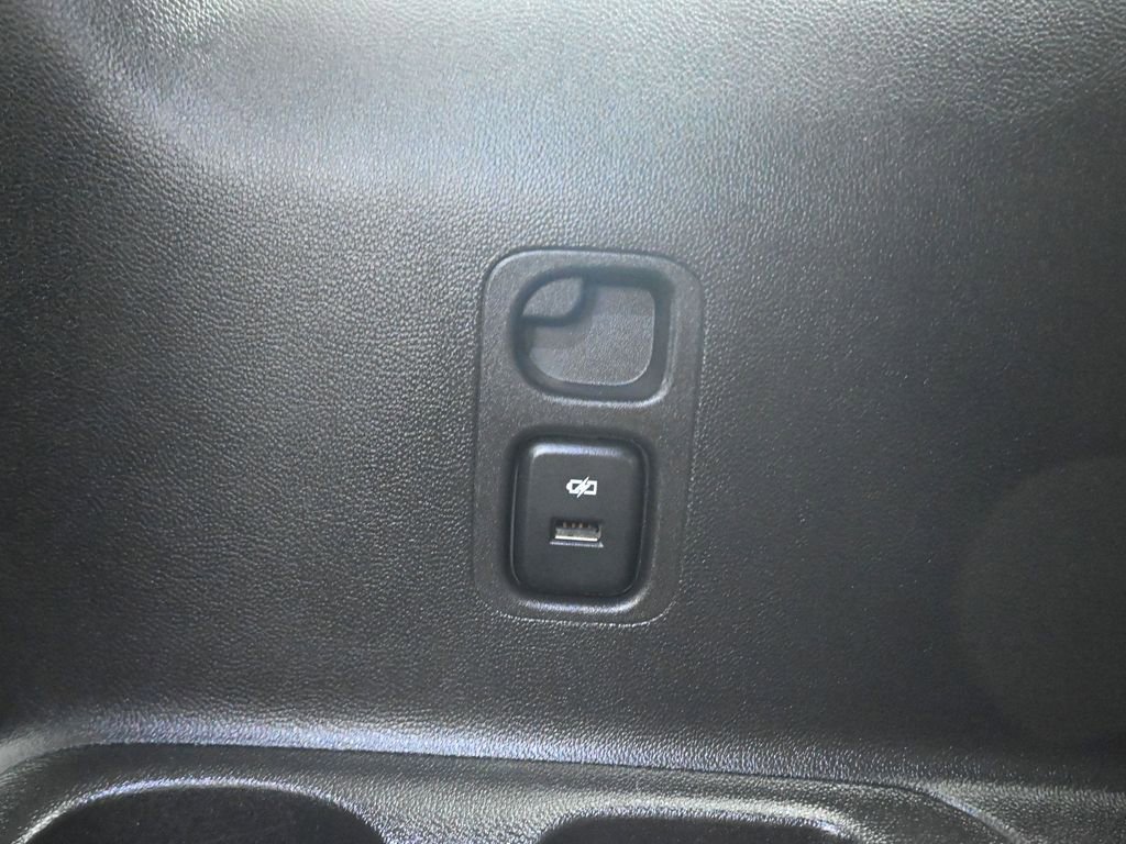 Used 2018 Buick Enclave Essence AWD/4WD image 37