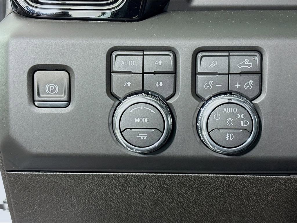 New 2026 GMC Sierra 3500 AT4 w/ AT4 Premium Plus Package image 10