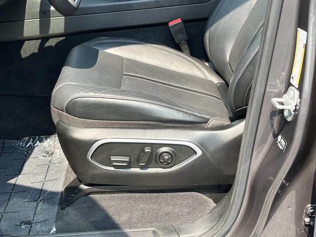 Used 2023 Jeep Wagoneer Series II AWD/4WD image 29